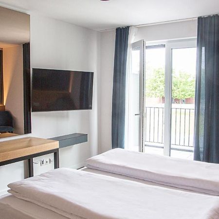 Rheinapart Hotel Und Boardinghouse Борнхайм Екстериор снимка